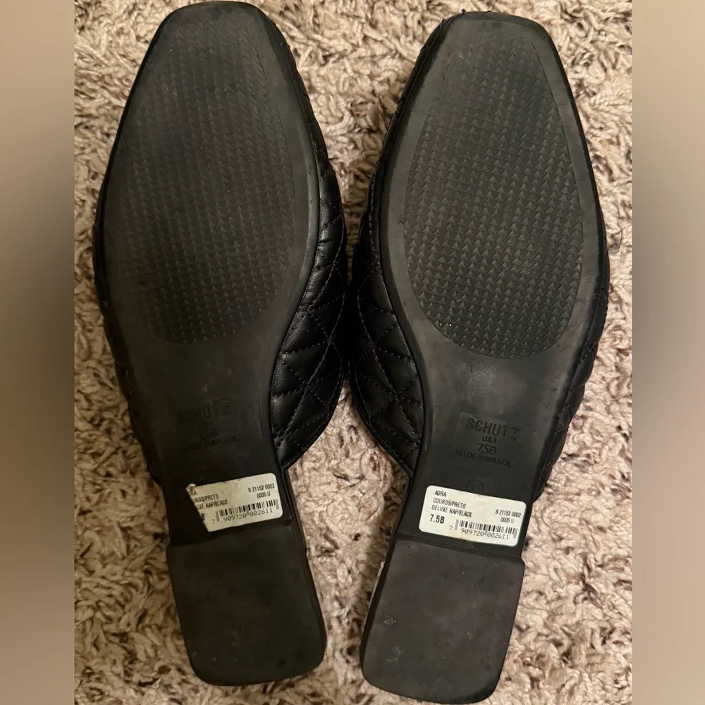 Schutz Adra Quilted Nappa Leather Flat Mule Black Silver Size 7.5 - Picture 4 of 7